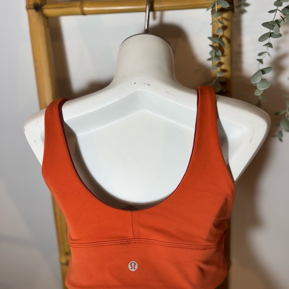 Lululemon Reversible Bra Light Support - Size 12 - Picture 6 of 8